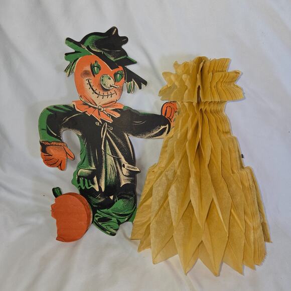 Vintage Beistle Halloween Decoration Scarecrow Haystack Honeycomb 10" 1950s - Picture 1 of 16